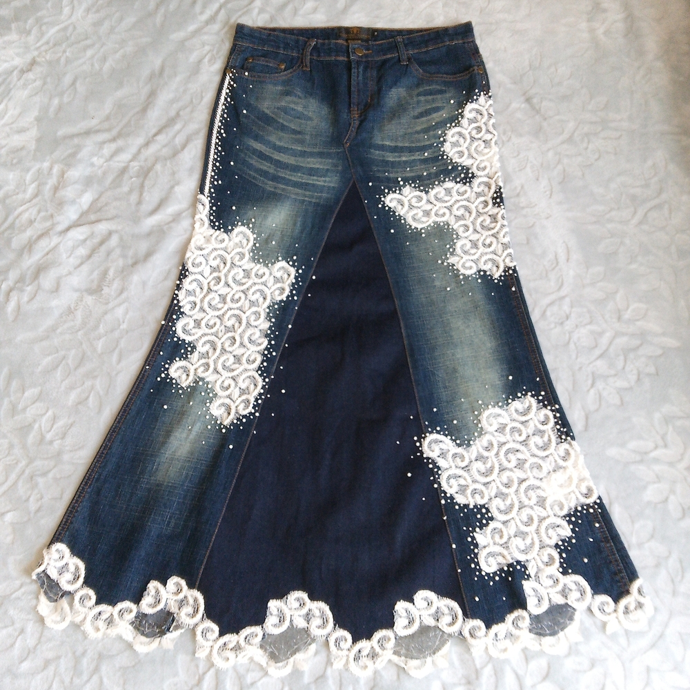 Elegant Denim A-Line Skirt with Lace Details